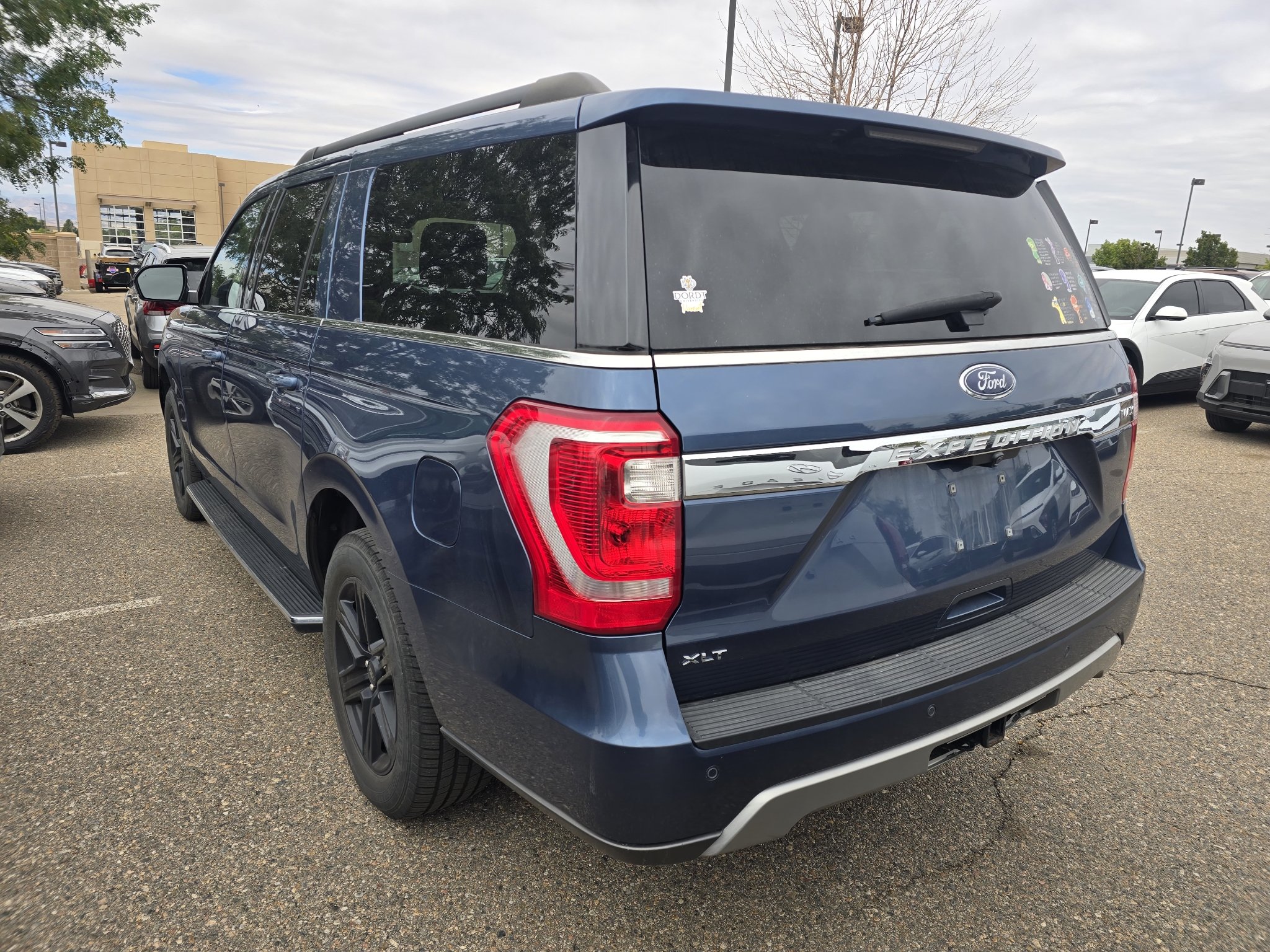 Used 2020 Blue Metallic Ford XLT image 3