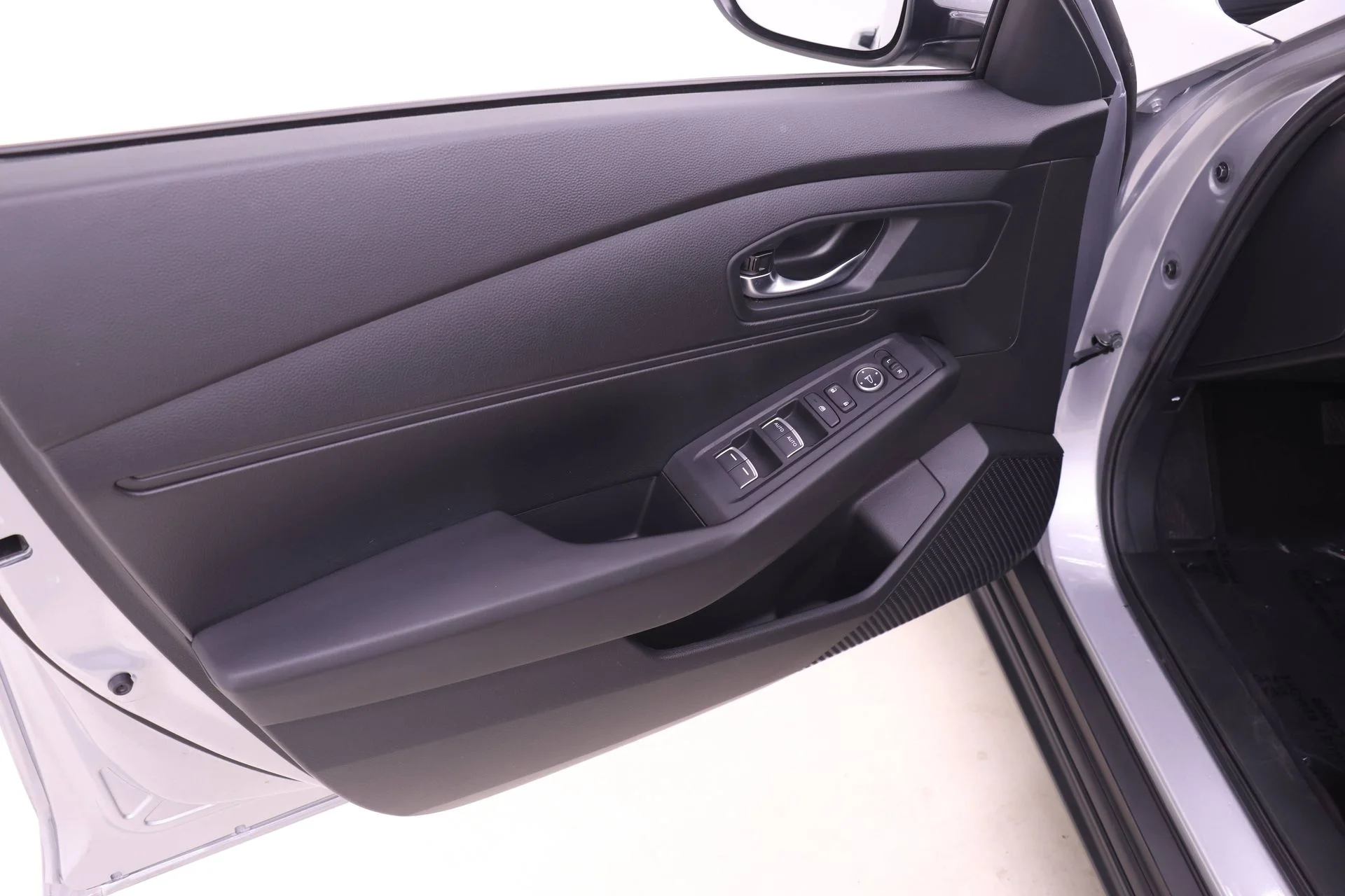 2024 Honda Accord LX - Photo 9