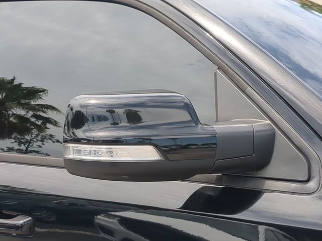 Used 2019 Black Ram Laramie image 12