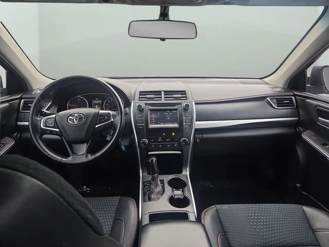Used 2015 Toyota Camry XLE with VIN 4T1BF1FK5FU972423 for sale in Raynham, MA