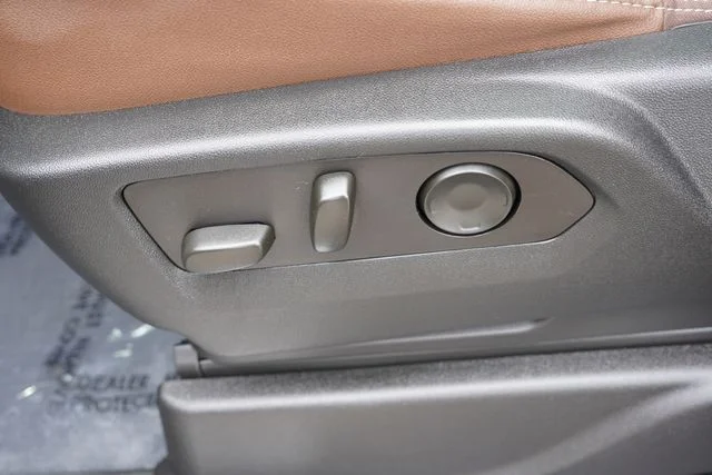 Certified Used 2023 Gray Chevrolet High Country image 28