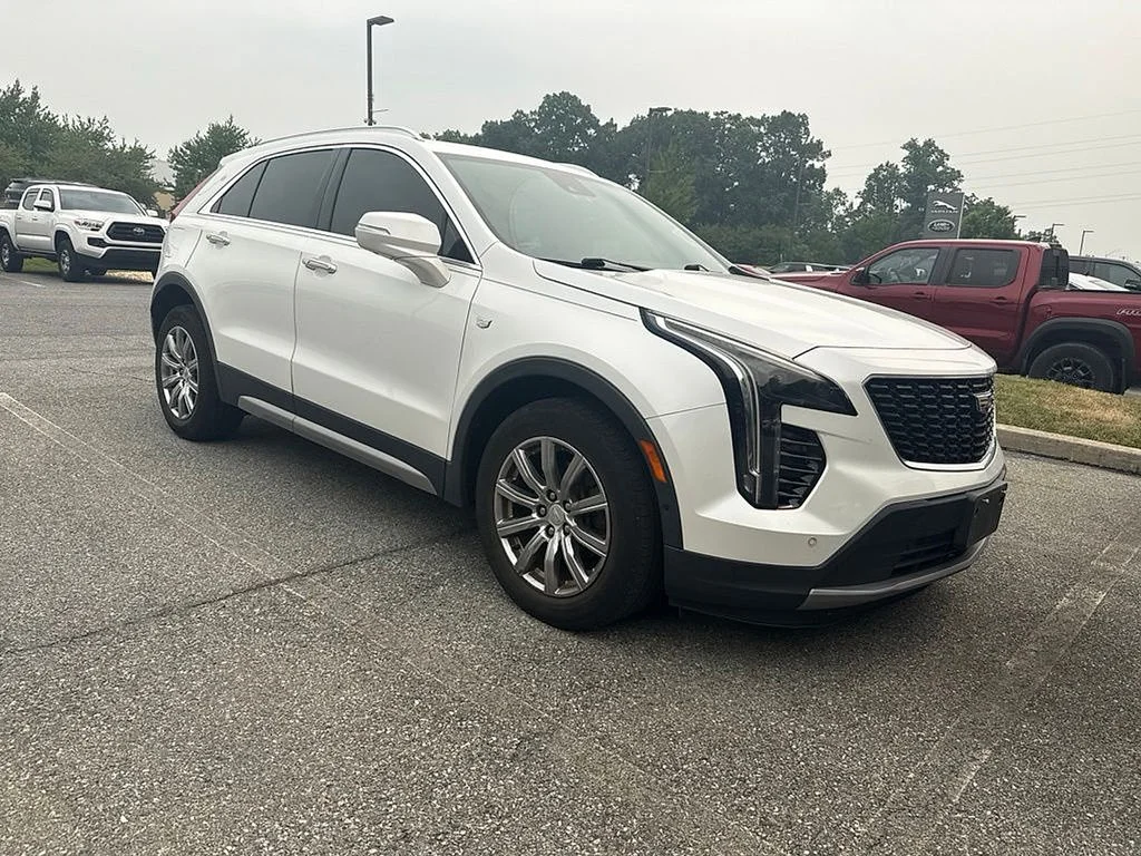 Used 2019 Crystal White Cadillac Premium Luxury image 9