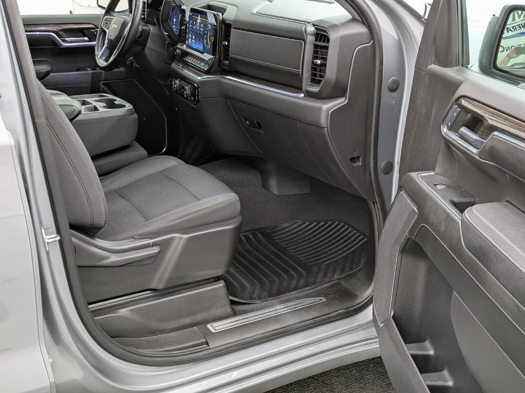 Used 2023 STERLING GRAY METALLIC Chevrolet LT image 23