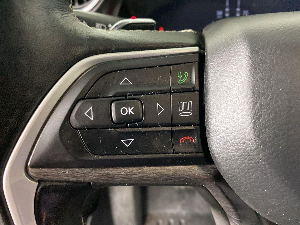 Used 2021 Bright White Clearcoat Jeep Limited image 18