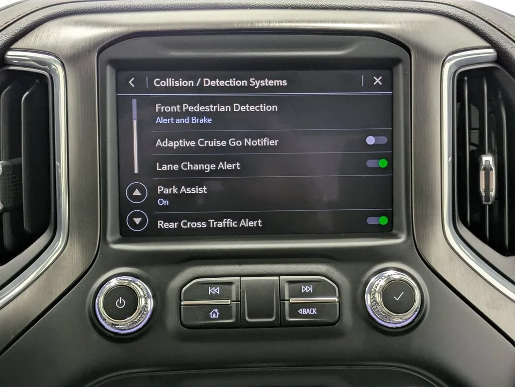 Used 2021 Black GMC AT4 image 15