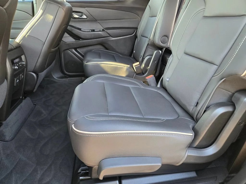 Used 2023 Sterling Gray Metallic Chevrolet Premier image 11