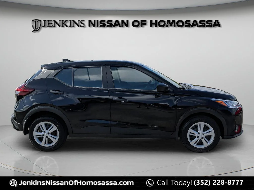 Used 2025 Black Nissan S image 2