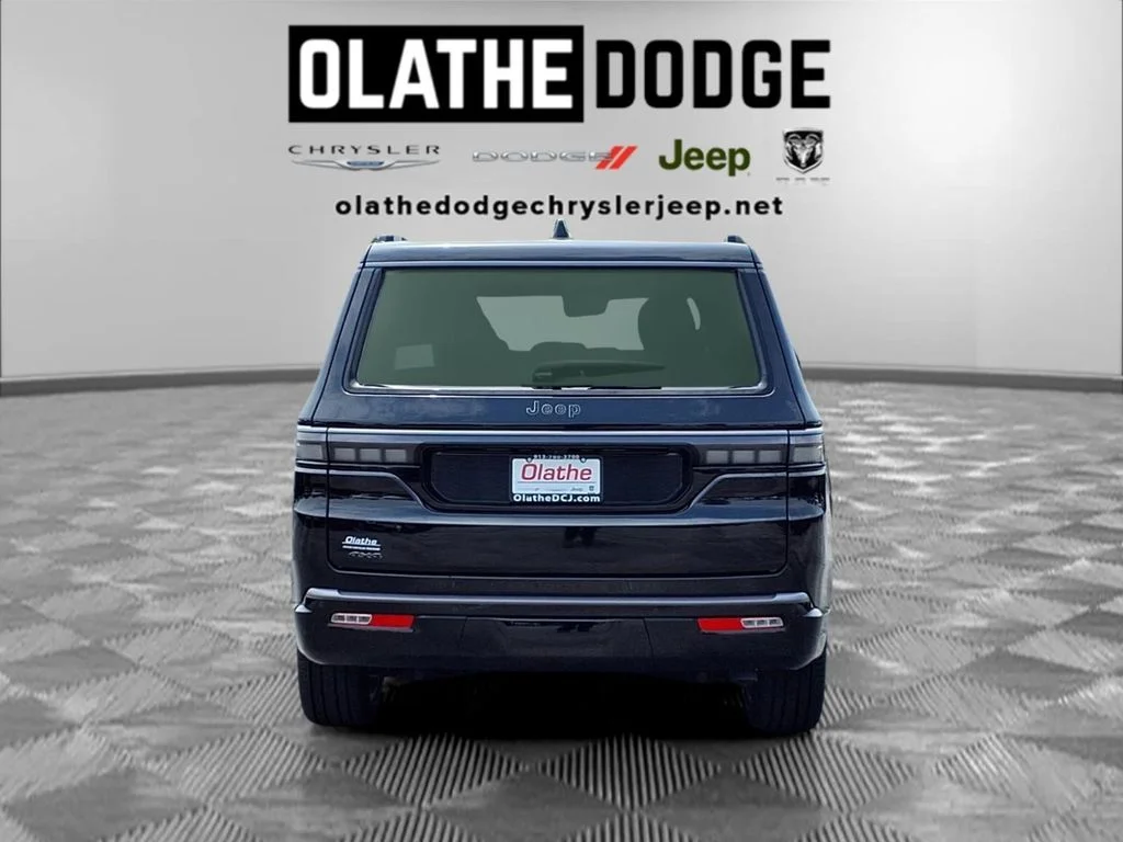 New 2026 High Gloss Black Exterior Paint Jeep Summit Reserve image 27