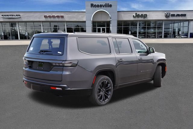 New 2026 Baltic-Gray Metallic Clear-Coat Exterior Paint Jeep Summit Reserve image 3