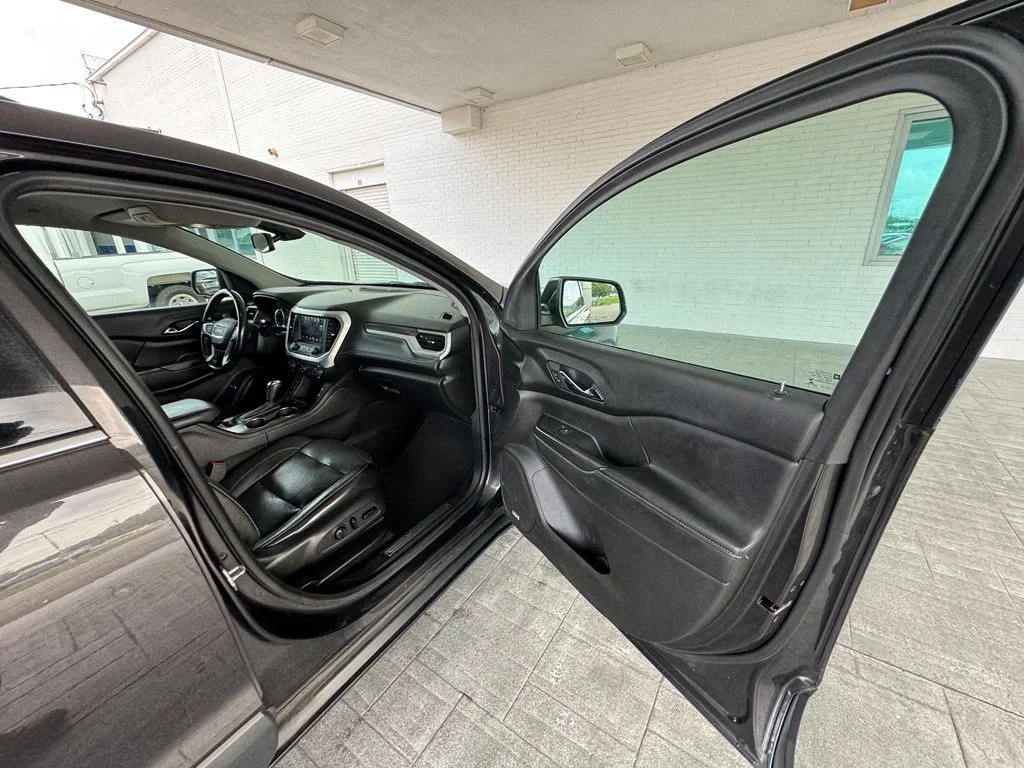 Used 2018 Silver GMC SLT-1 image 15