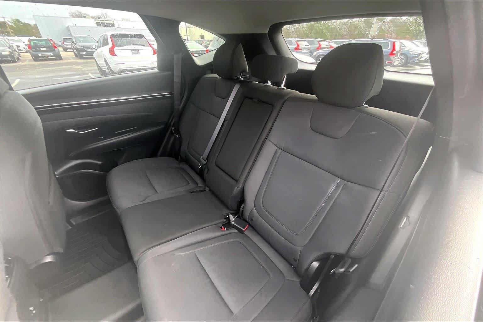 Used 2022 Phantom Black Hyundai SEL image 29