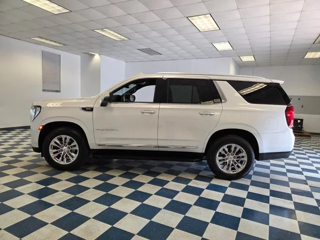 Used 2022 White GMC SLT image 4