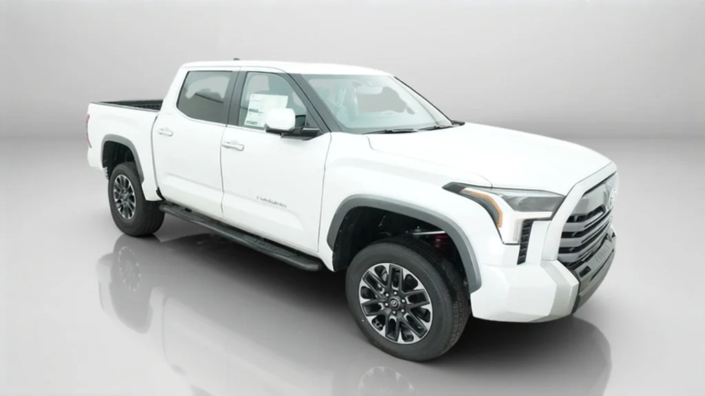 New 2026 Wind Chill Pearl Toyota Limited image 5