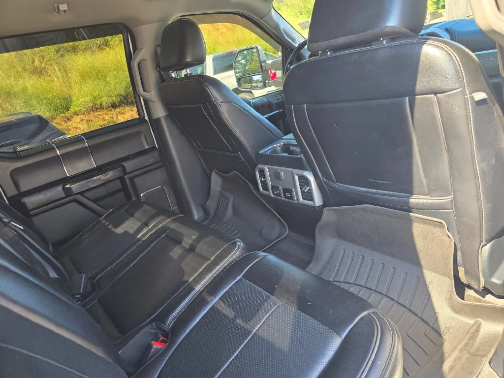 Used 2021 White Ford Lariat image 27