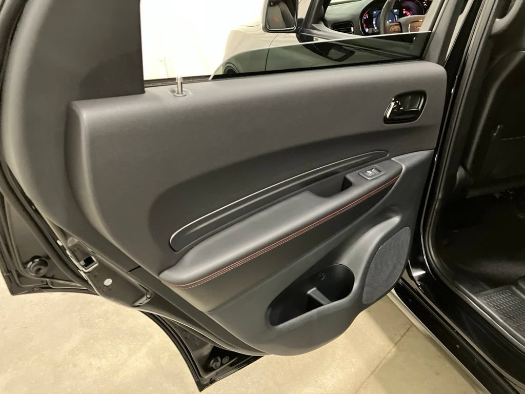 New 2026 Diamond Black Clear-Coat Exterior Paint Dodge GT Plus image 14