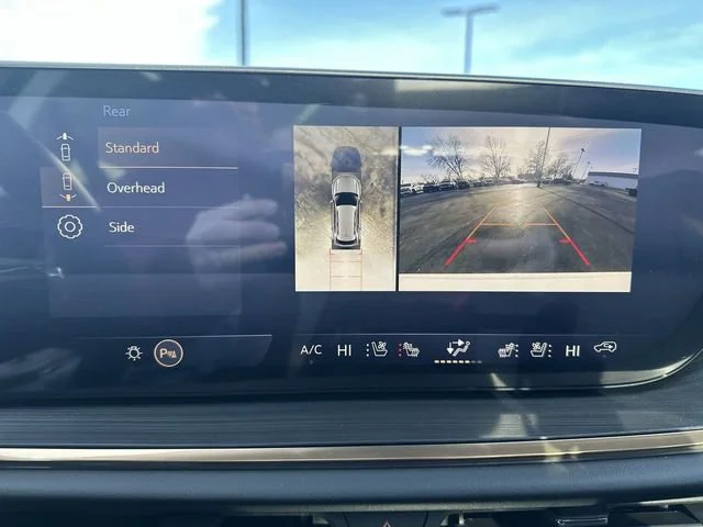 New 2026 Iridescent White Tricoat Buick Avenir image 15