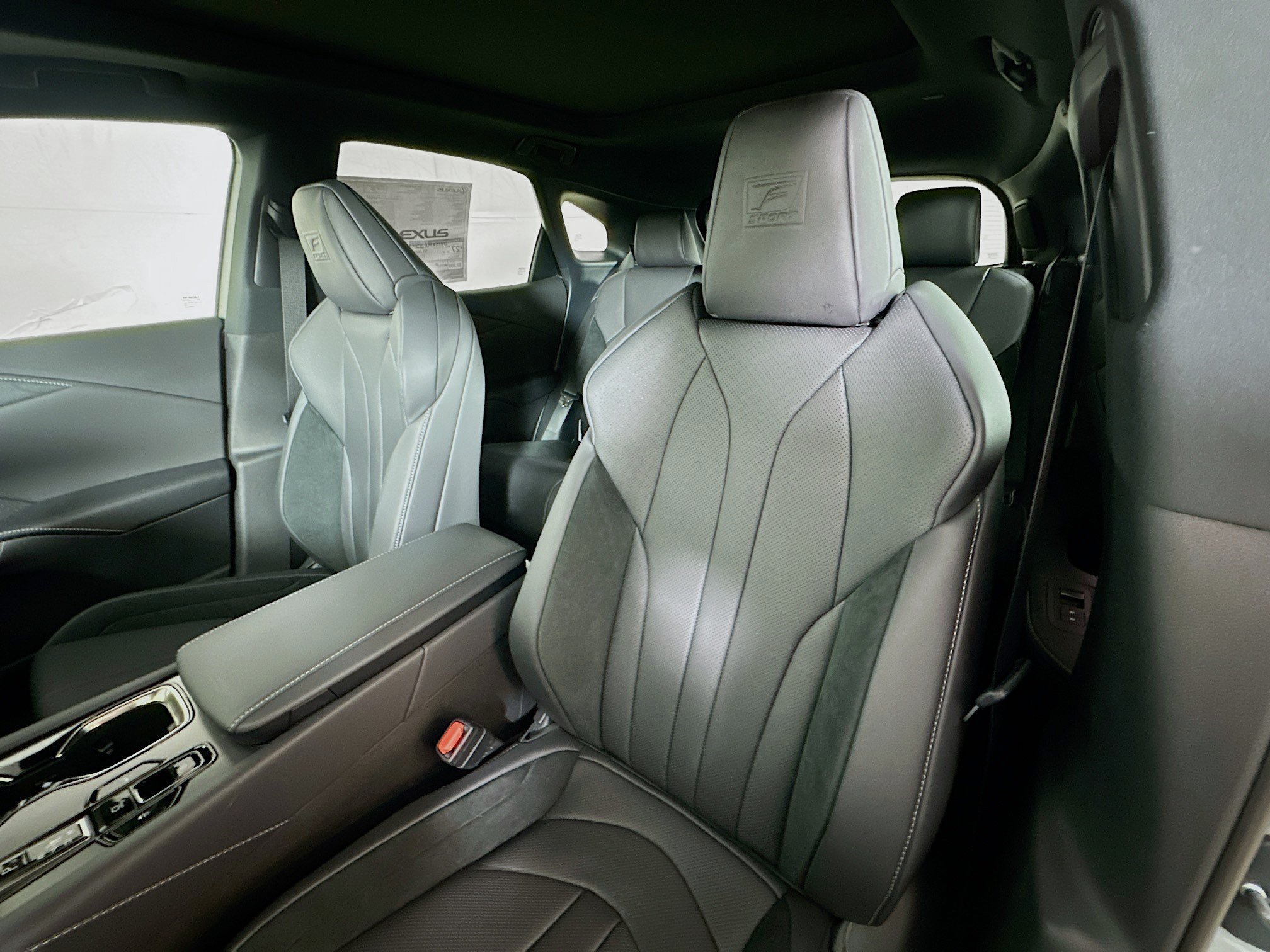 2026 Lexus RX 500h F-Sport - Photo 20