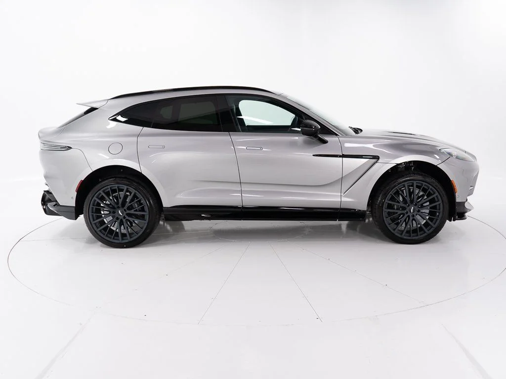 New 2026 Q Spirit Silver Aston Martin 707 image 6