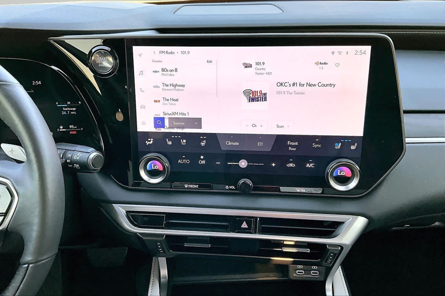 2025 Lexus RX 350 - Photo 13