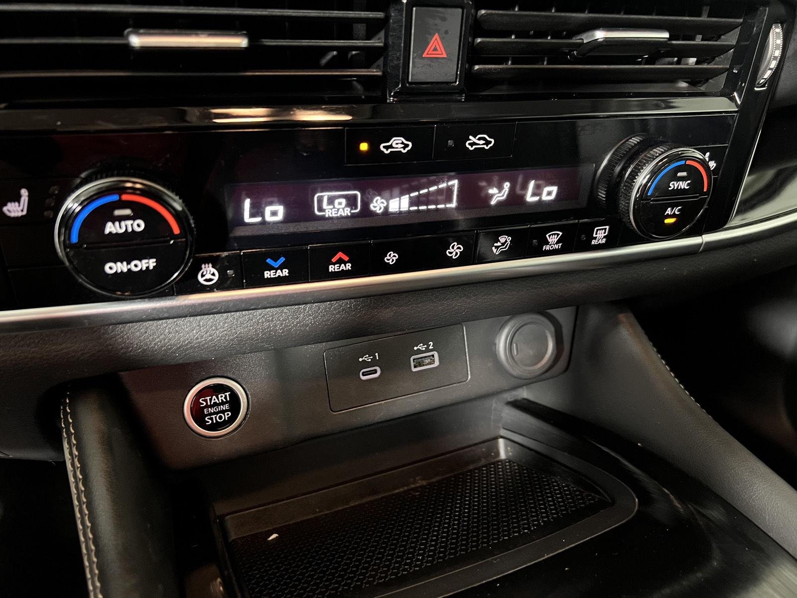 Used 2022 Boulder Gray Pearl Nissan SL image 22