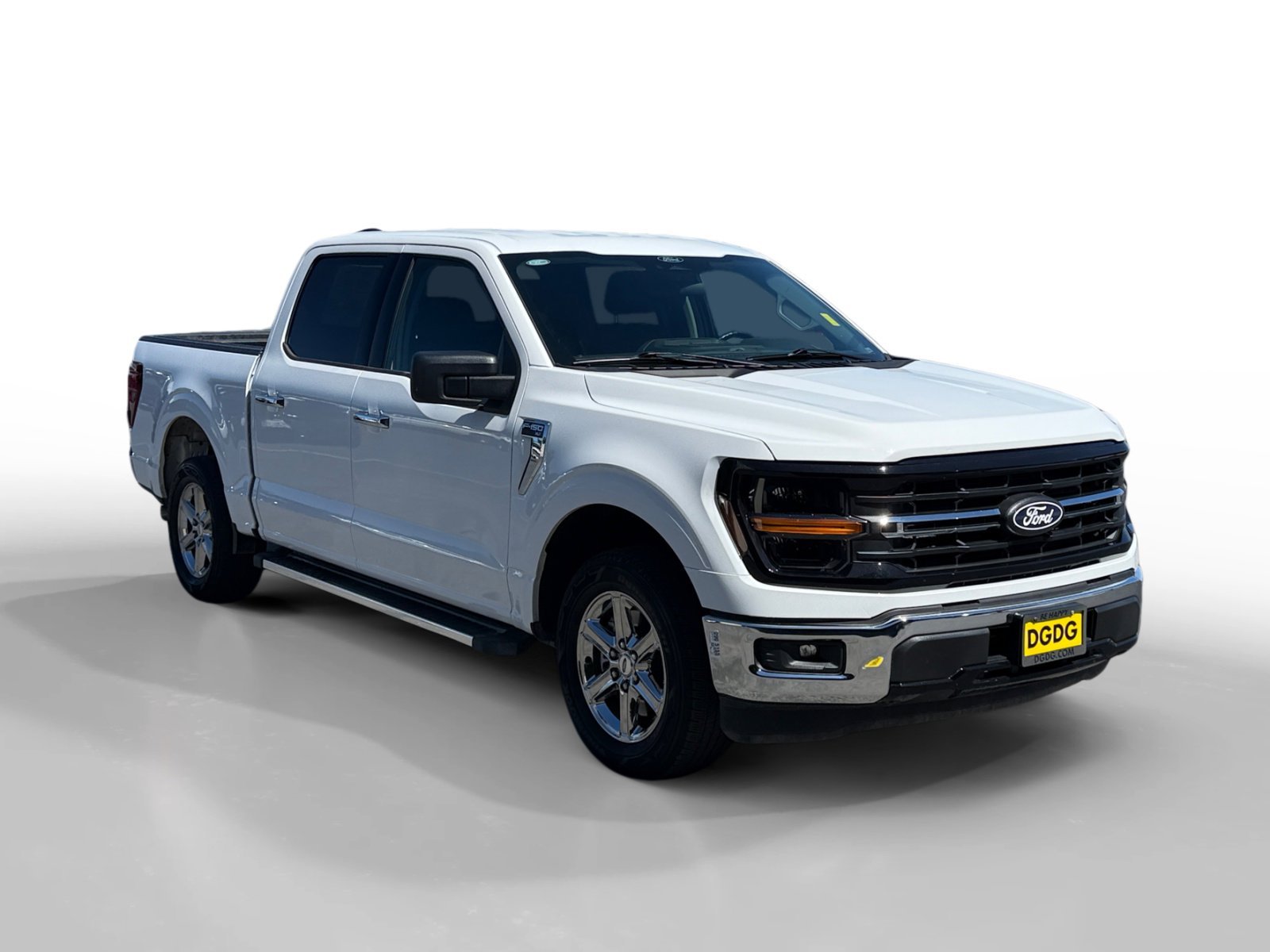 Used 2025 Oxford White Ford XLT image 7