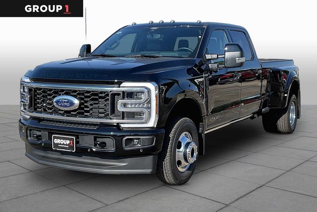 New 2026 Ford Super Duty F-350® Platinum® 4WD Crew Cab