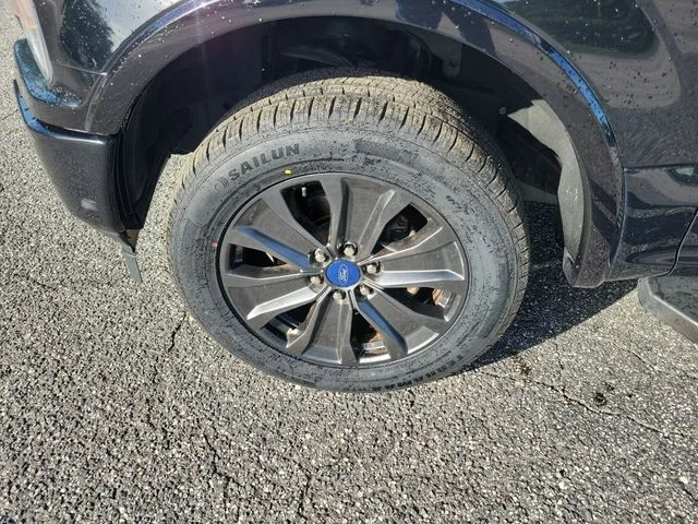 Used 2018 Black Ford XLT image 5