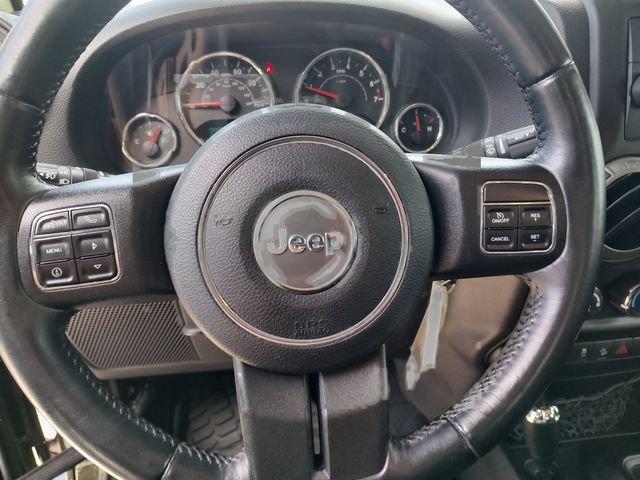 Used 2016 Green Jeep Sport image 11