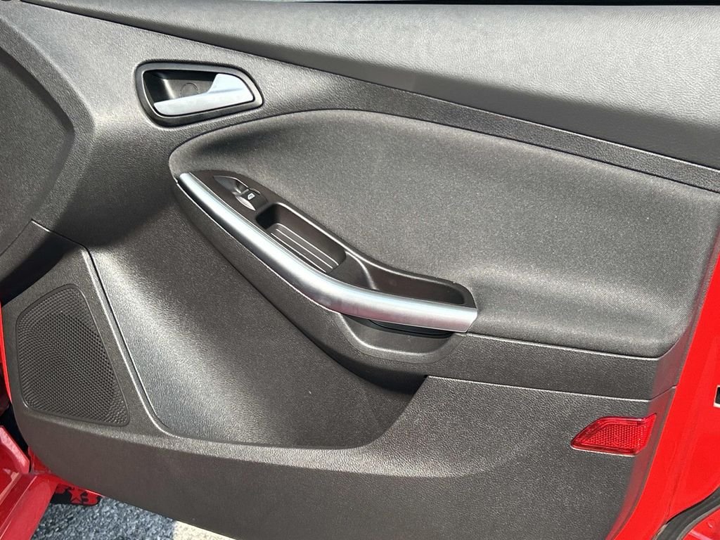 Used 2014 Race Red Ford ST image 21