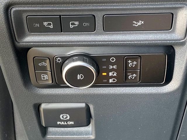 Used 2023 White Ford XLT image 22