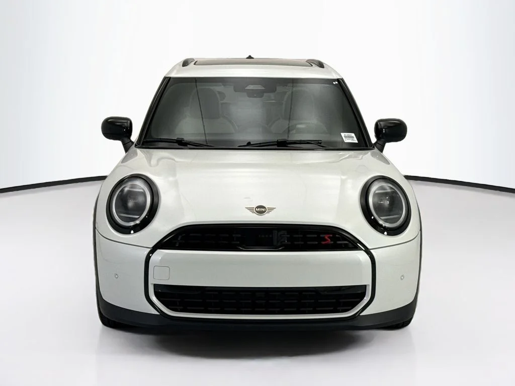 New 2026 Nanuq White Metallic MINI Signature Plus image 2