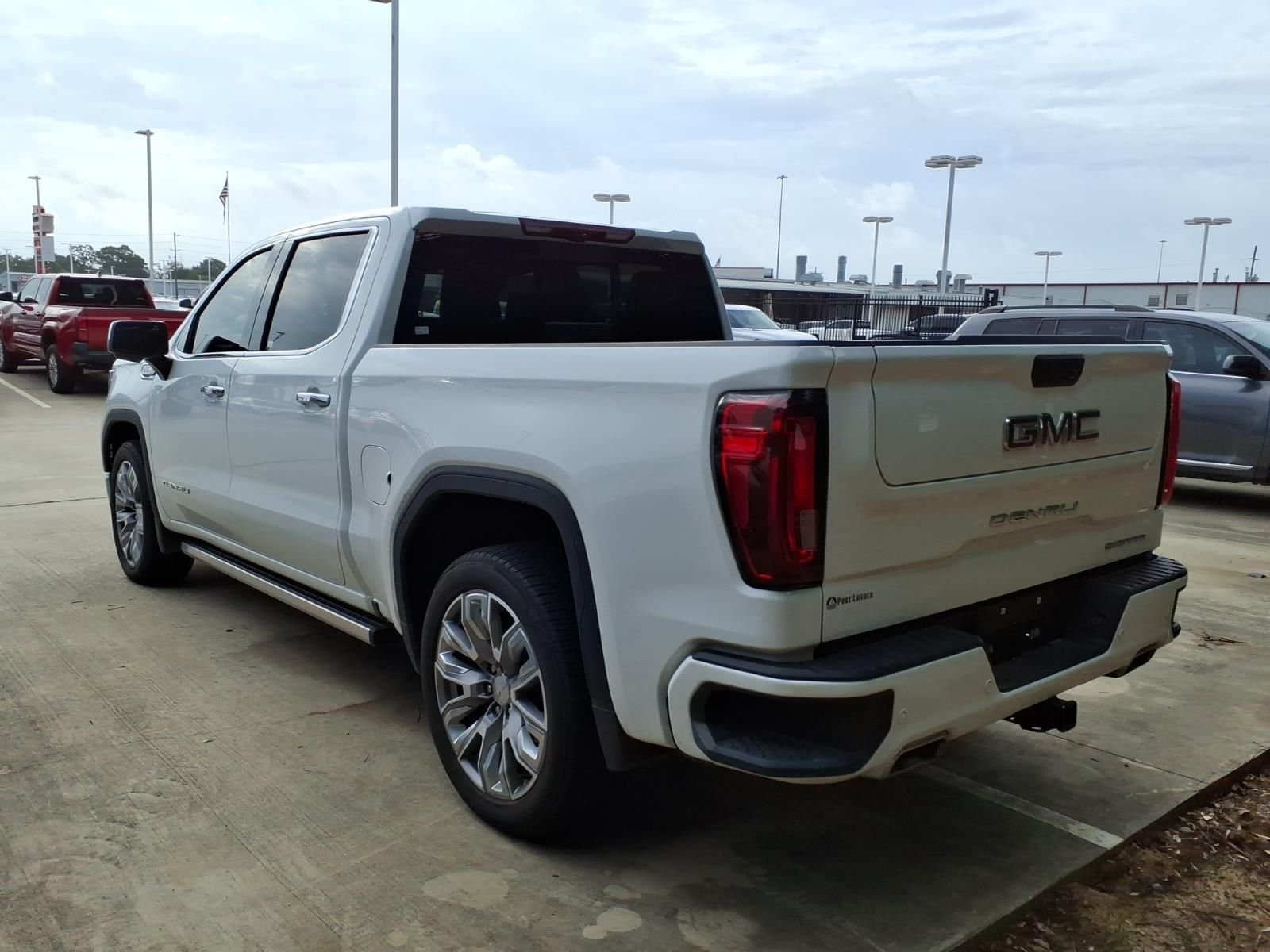 Used 2024 Summit White GMC Denali image 2
