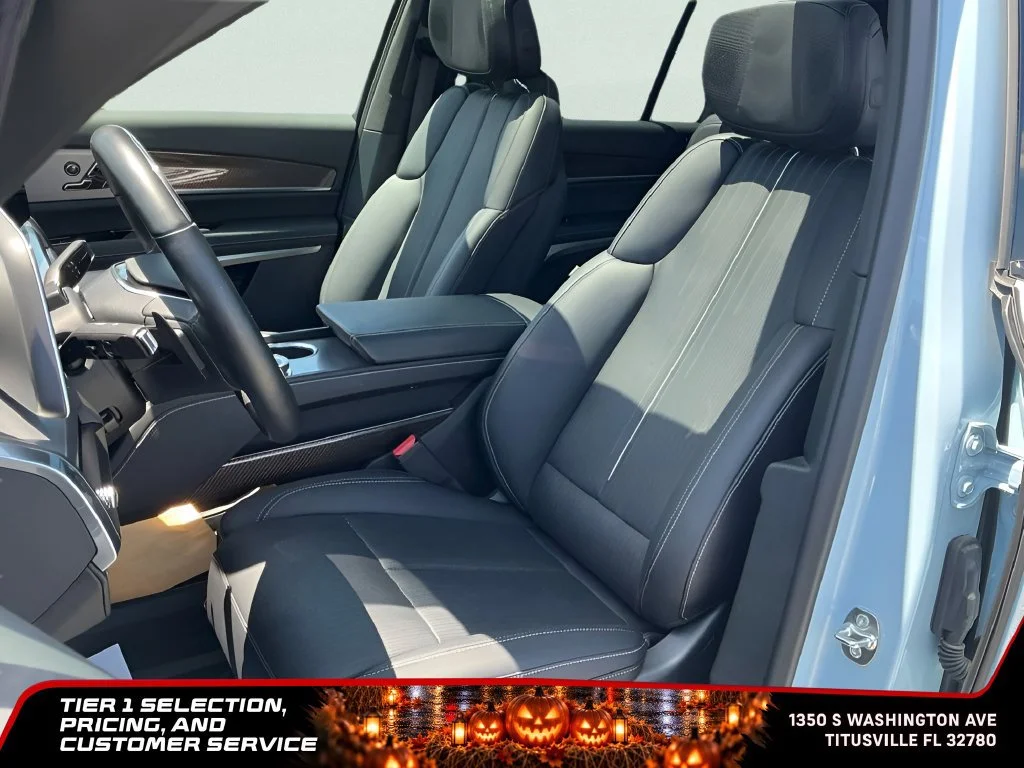 Used 2026 Nimbus Metallic Cadillac Sport image 34