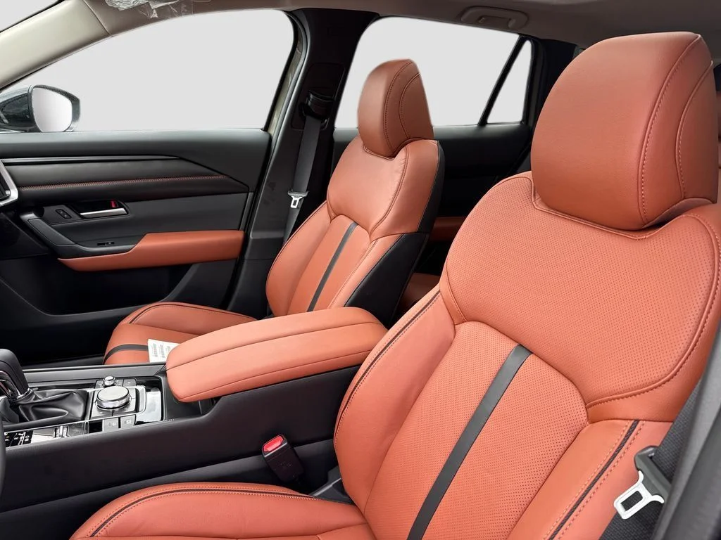 New 2026 Sand Metallic Mazda 2.5 Turbo Meridian Edition image 9