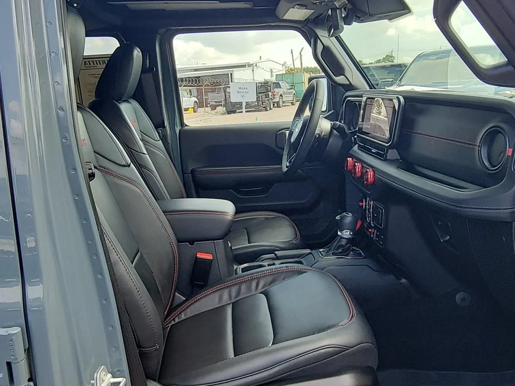 2025 Jeep Wrangler 4-Door Rubicon X - Photo 29