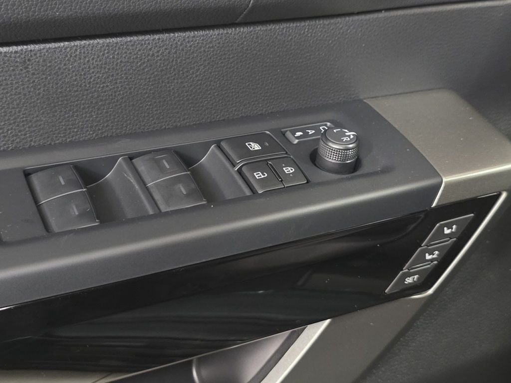 2026 Toyota Tundra Limited - Photo 30