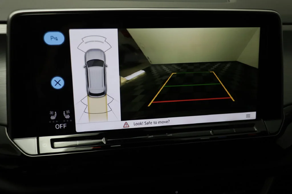 New 2026 Black Pearl Volkswagen SE w/Technology image 10