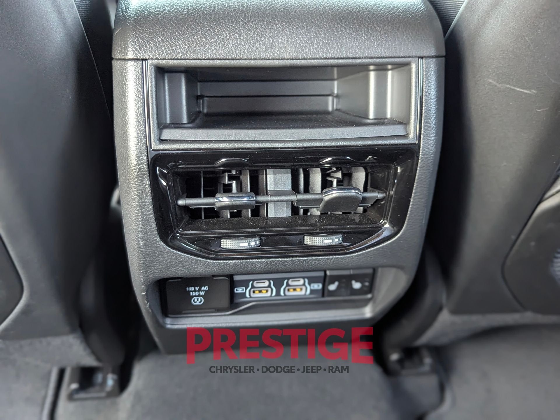 Used 2024 White Jeep Limited image 34