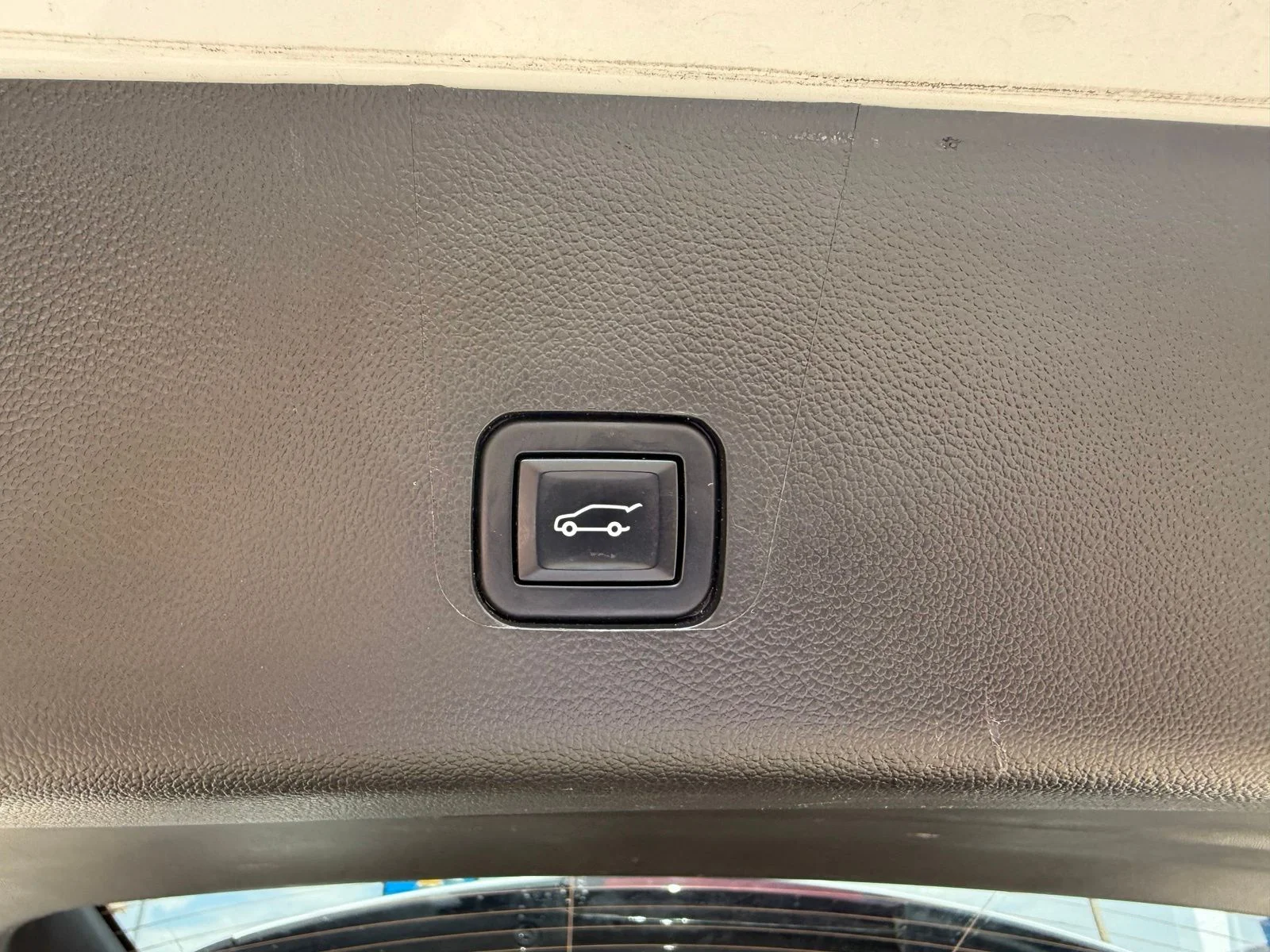 2023 Chevrolet Traverse 1LT - Photo 42