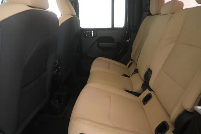 Used 2023 Black Jeep Sport S image 26