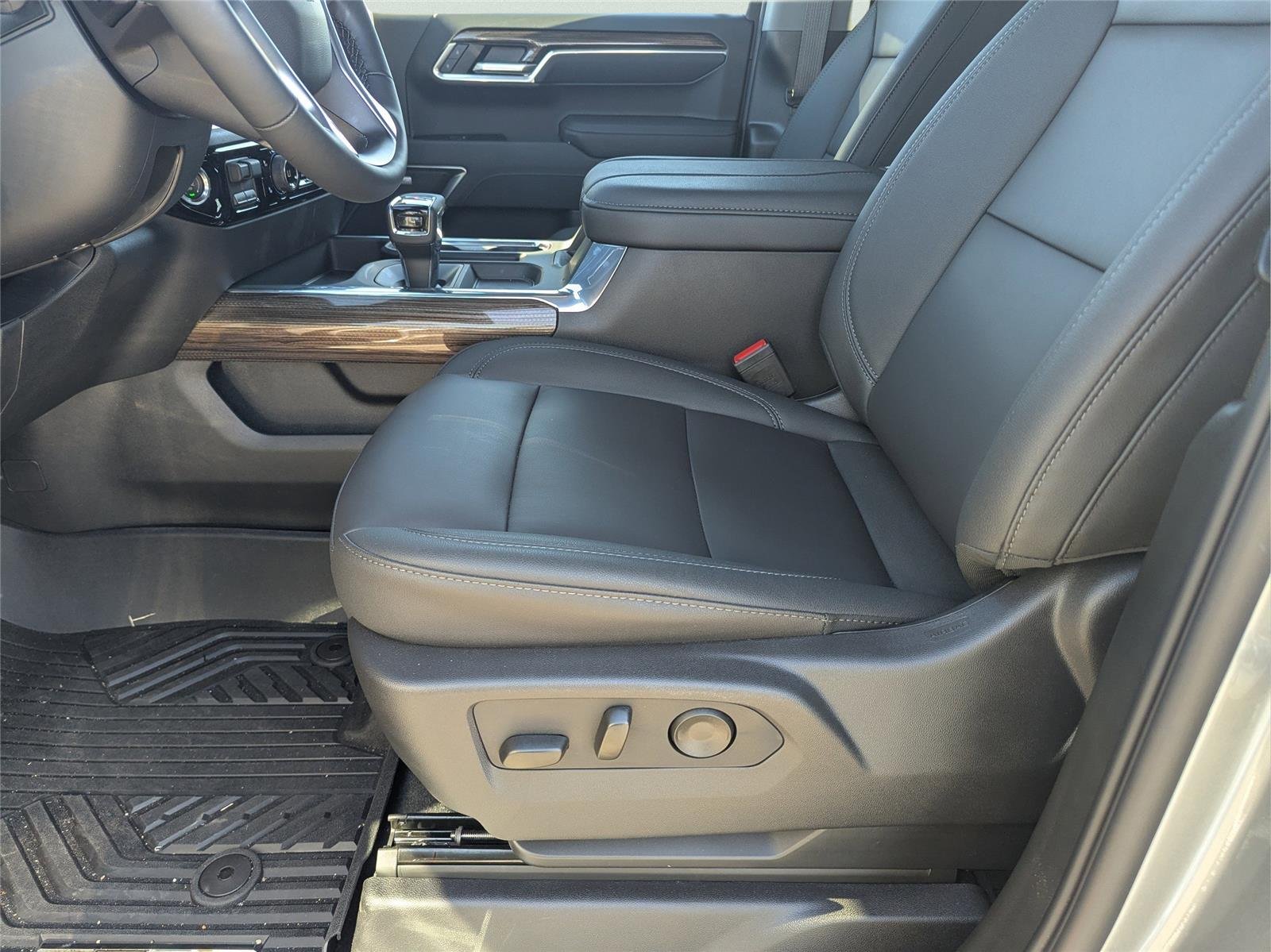 2026 Chevrolet Silverado 1500 RST - Photo 22