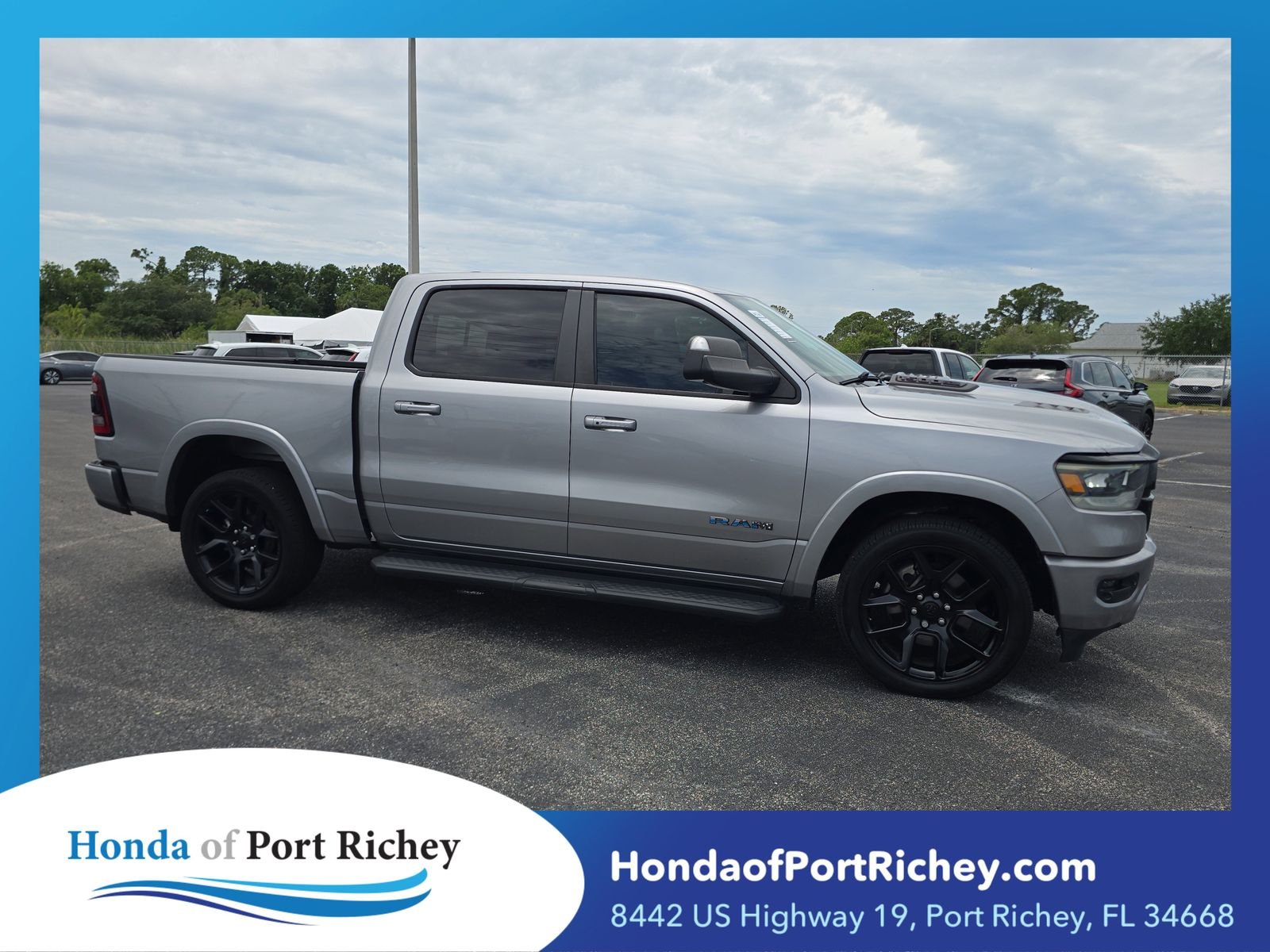 2021 RAM 1500 Laramie 4x4 Crew Cab 5'7's photo