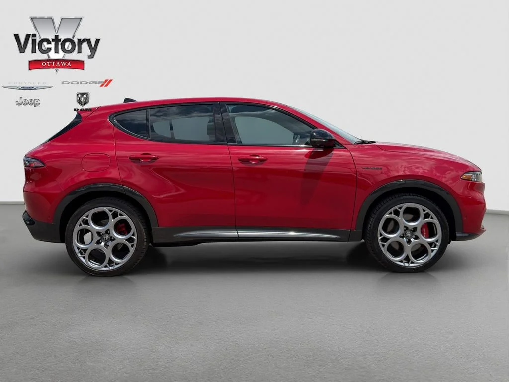 Used 2024 Red Alfa Romeo Veloce image 7