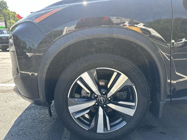 Used 2023 Black Nissan SL image 21
