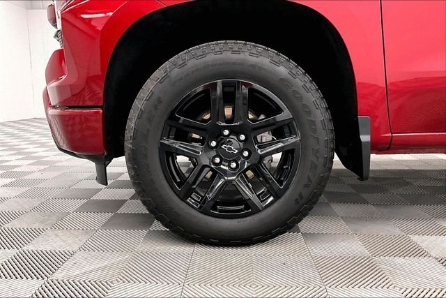Used 2024 Radiant Red Tintcoat Chevrolet RST image 10