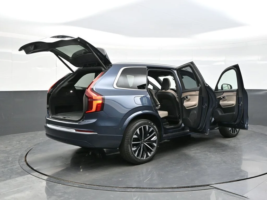 New 2026 Denim Blue Volvo T8 Plus image 45