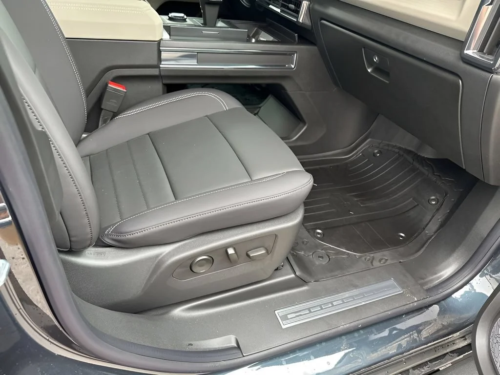 2026 GMC HUMMER EV 2X - Photo 17