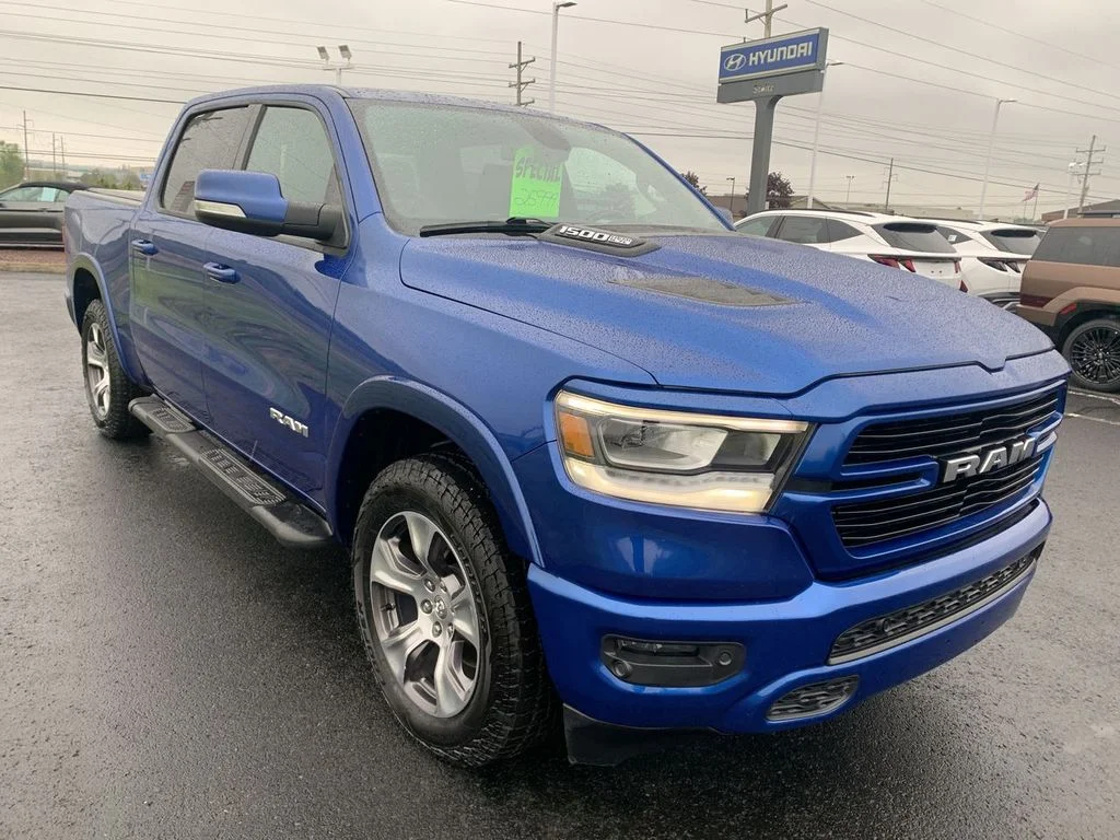 2019 RAM 1500 Laramie 4x4 Crew Cab 5'7's photo