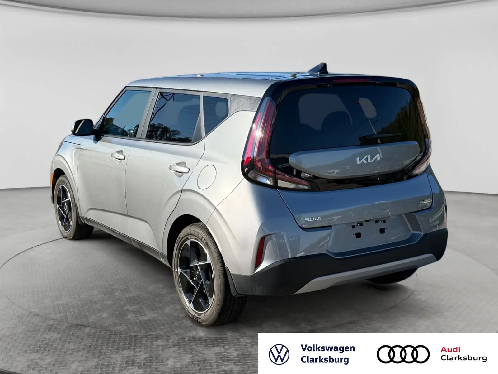 Used 2025 Steel Gray Kia EX image 7