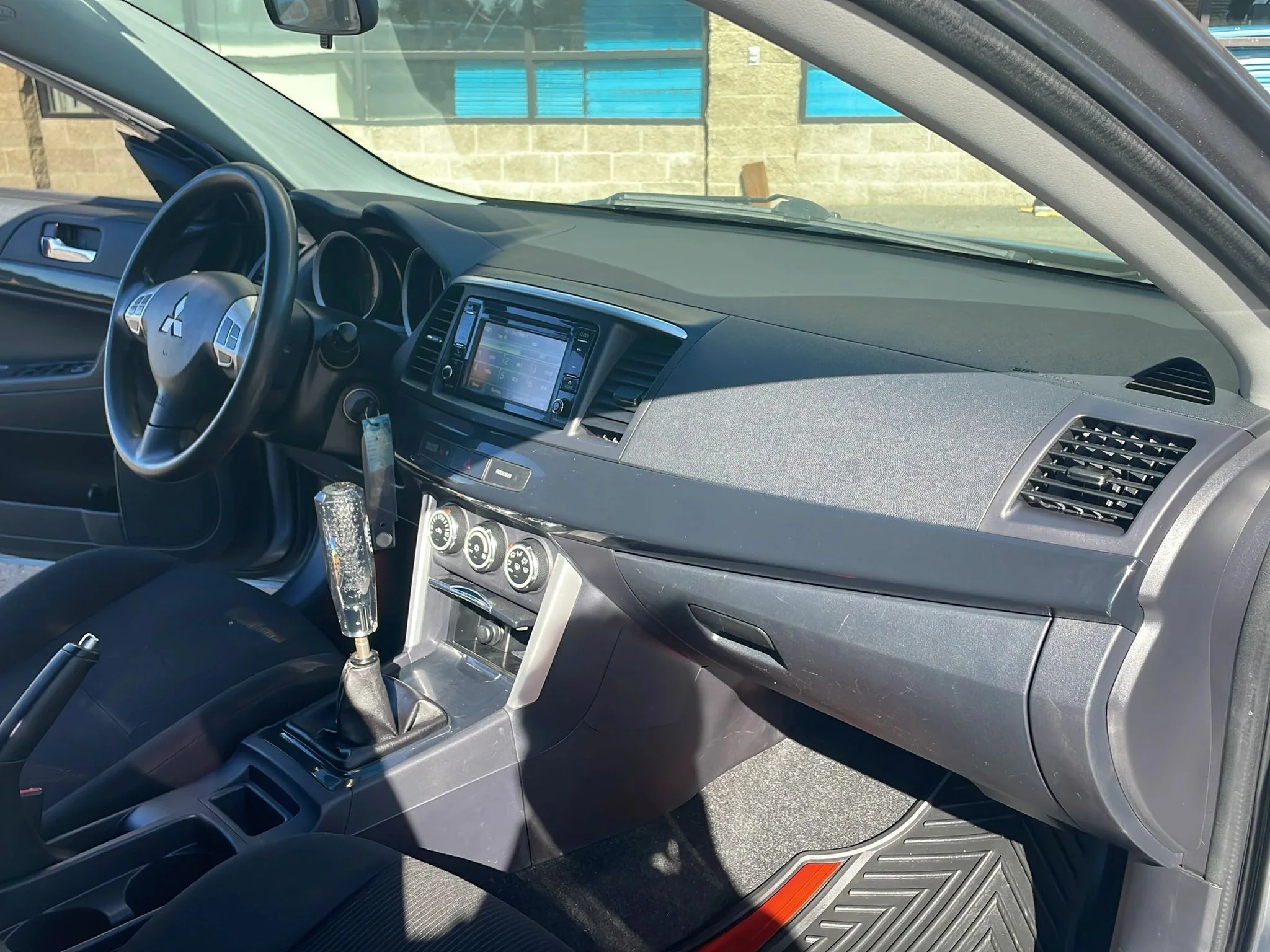 Used 2017 Mercury Gray Pearl Mitsubishi ES image 20